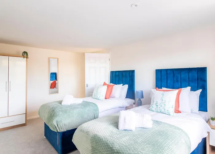 Incredible Sea View 2 Bedroom Beach Apartment