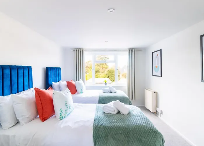 Incredible Sea View 2 Bedroom Beach Apartment
